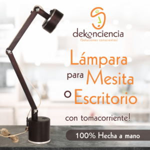 Lámpara de escritorio / Mesita con tomacorriente dekonciencia
